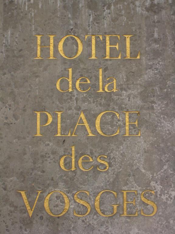 Boutique Hotel De La Place Des Vosges Parigi Esterno foto